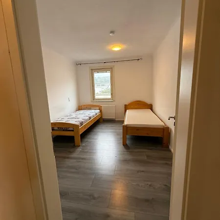 Monteurzimmer Seestrasse * رايشنباخ آن دير إف